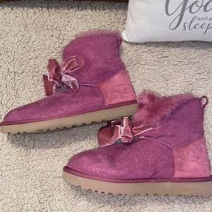 Plum Fuzzy Uggs 💜